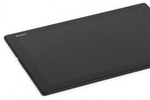 «Самый легкий в мире» планшет Sony Xperia Z4 Tablet